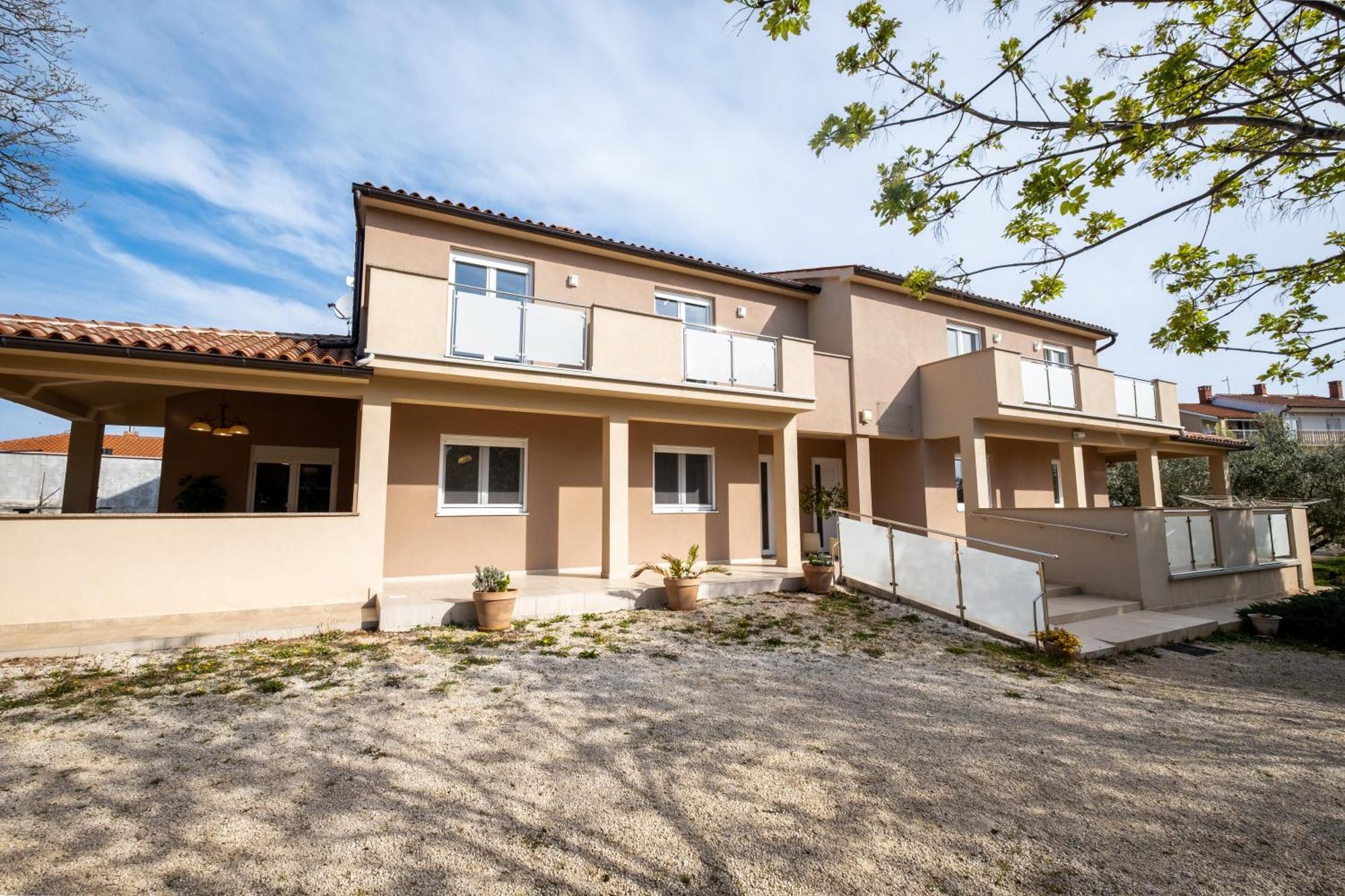 Villa Veronika Vinkuran Exteriör bild