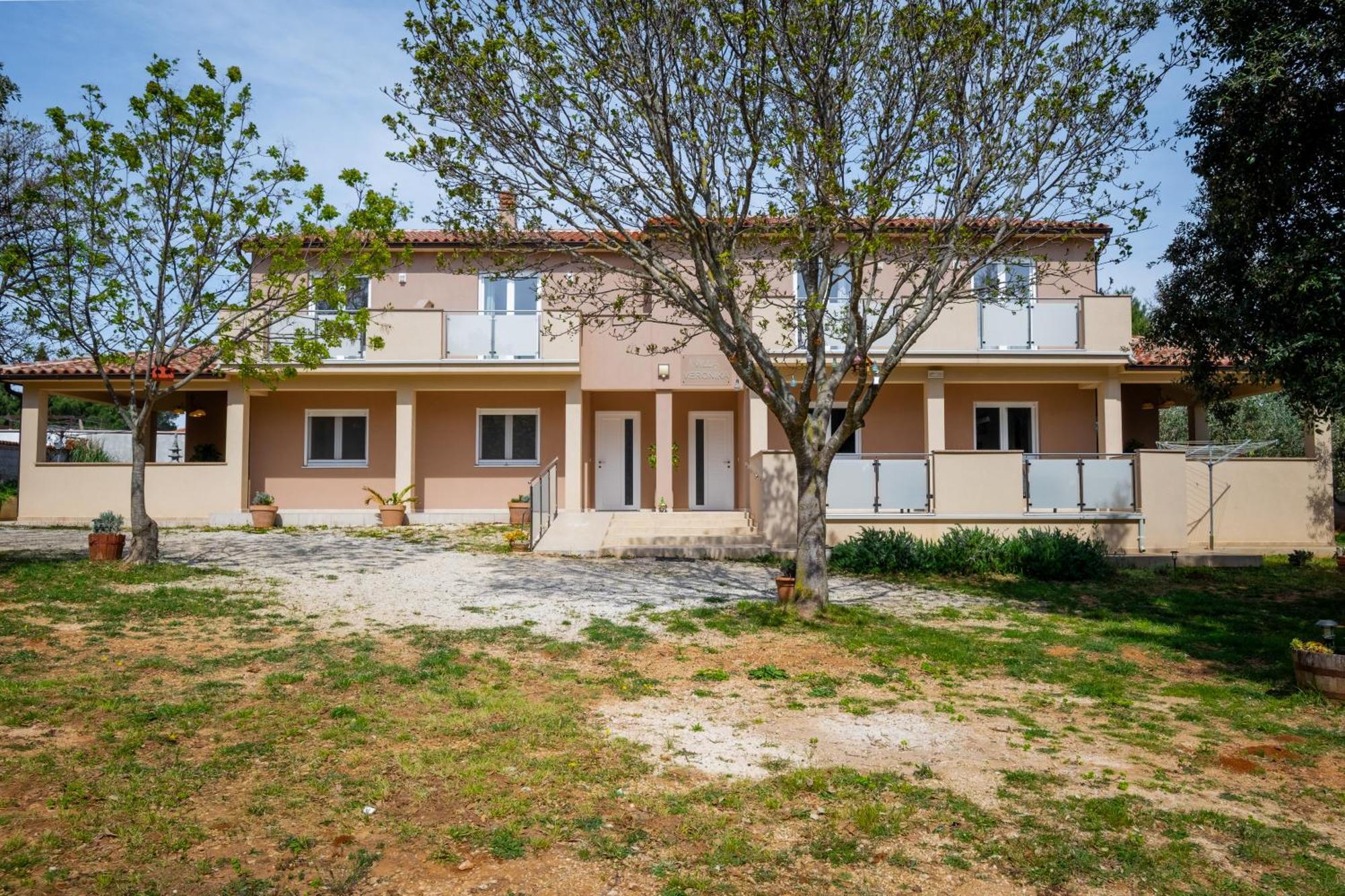 Villa Veronika Vinkuran Exteriör bild